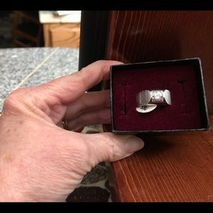 Vintage NWT seta .925 brushed sterling ring